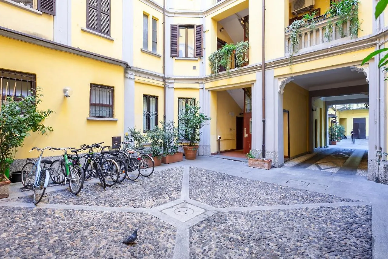 Renovated Apartment In Milan City Center - Commenda 21